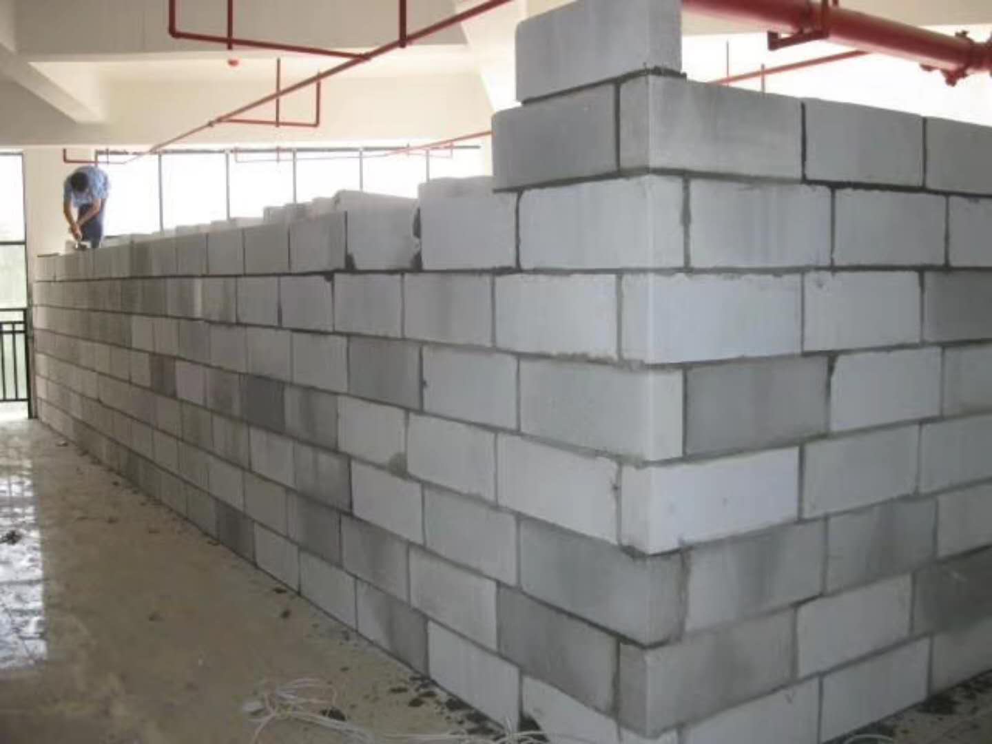 铁锋蒸压加气混凝土砌块承重墙静力和抗震性能的研究